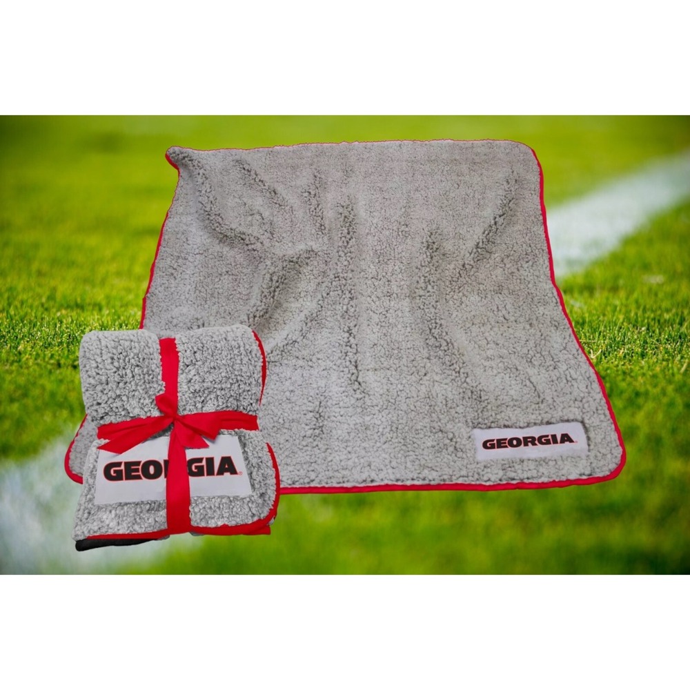 New UGA University of Georgia Bulldogs 50" x 60" Frosty Fleece Team Blanket NWT